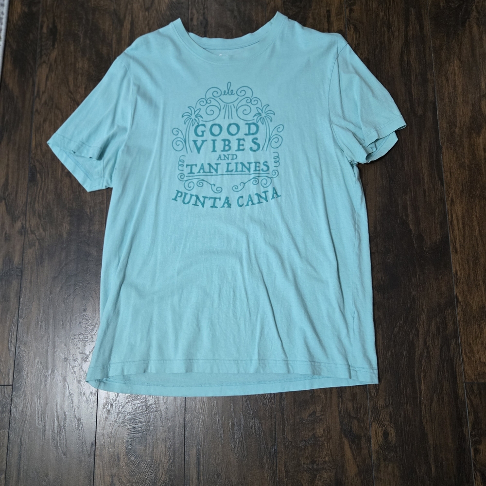 Good Vibes Graphic Tee - Light Blue